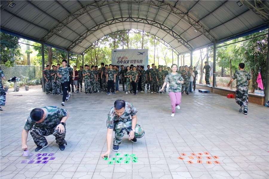 深圳拓展培訓(xùn)、深圳團(tuán)建公司、深圳拓展訓(xùn)練、深圳戶外拓展、深圳趣味團(tuán)建 (4).jpg