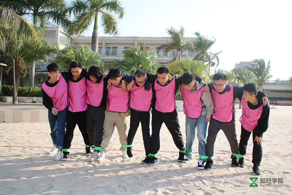 十人九足.JPG 十人九足.JPG