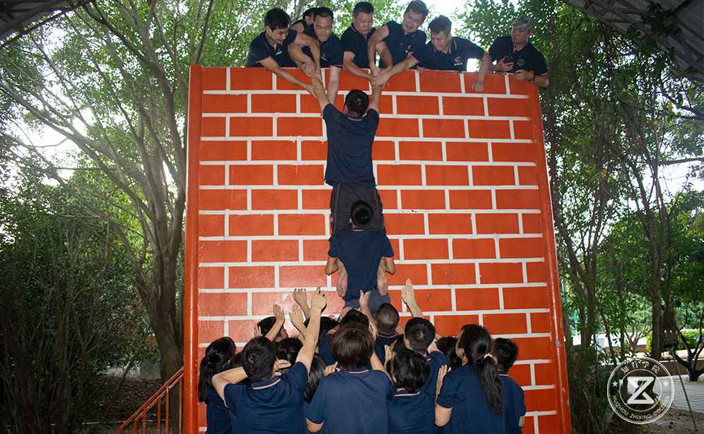 東岸團(tuán)建惠州拓展.jpg 東岸團(tuán)建惠州拓展.jpg