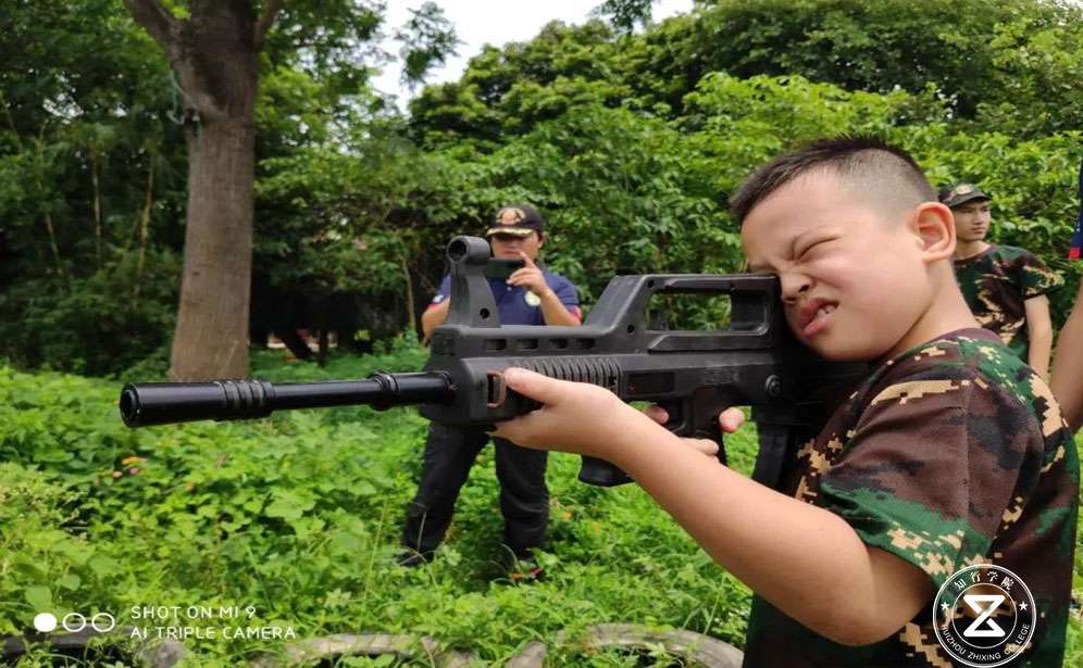 肇慶團(tuán)建、肇慶拓展、肇慶戶外拓展訓(xùn)練、肇慶團(tuán)建基地、肇慶硯洲島團(tuán)建基地、肇慶專業(yè)團(tuán)建公司、肇慶拓展訓(xùn)練公司 (14).jpg