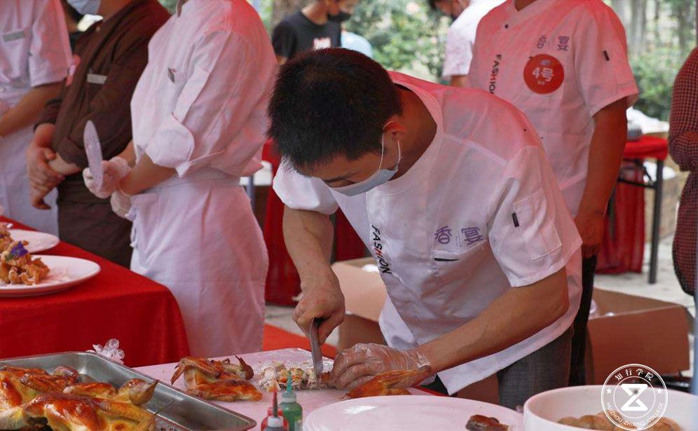 廚神爭霸賽、廚藝主題團建、惠州團建拓展、惠州專業(yè)拓展訓(xùn)練、惠州專業(yè)定制主題團建、廚王爭霸賽團建 (3).jpg