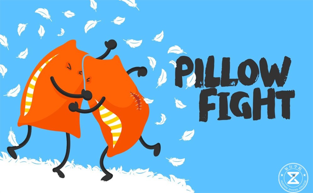 枕頭大戰(zhàn)、枕頭大戰(zhàn)團(tuán)建、解壓團(tuán)建、釋放壓力團(tuán)建、趣味團(tuán)建、趣味拓展訓(xùn)練、枕頭大戰(zhàn)趣味團(tuán)建 (1).jpg