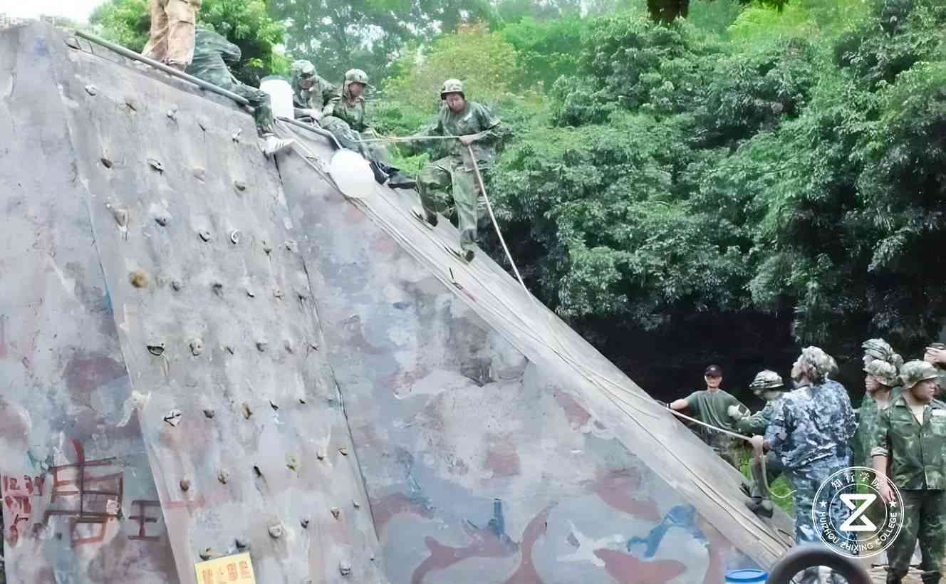 南山西麗麒麟山拓展基地3.jpg 南山西麗麒麟山拓展基地3.jpg