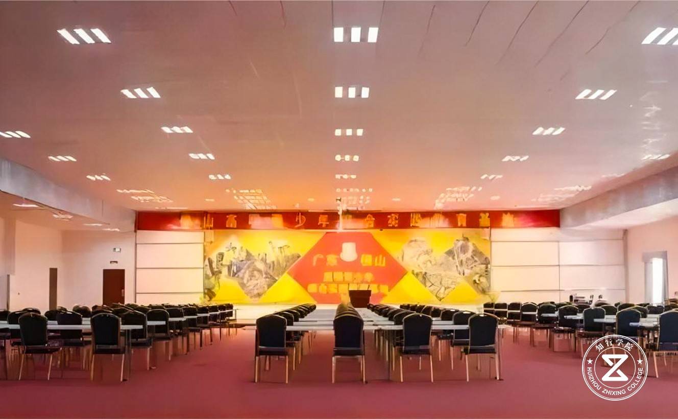 佛山高明塘伙拓展訓(xùn)練基地24.jpg 佛山高明塘伙拓展訓(xùn)練基地24.jpg