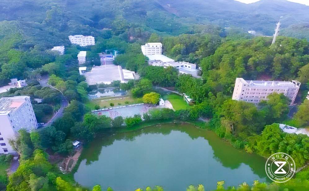 廣州白云區(qū)穗華心國(guó)防教育基地2.jpg 廣州白云區(qū)穗華心國(guó)防教育基地2.jpg