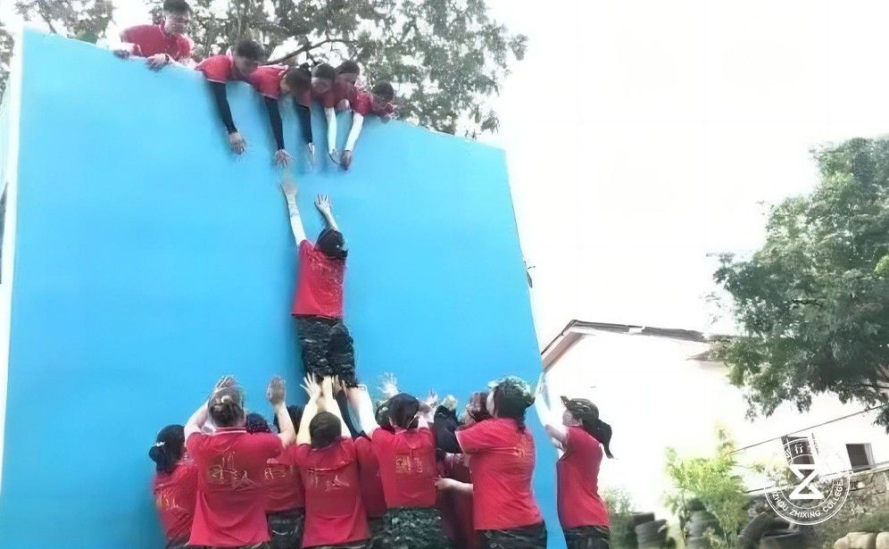 英德西牛鎮(zhèn)吉水山莊拓展基地9.jpg 英德西牛鎮(zhèn)吉水山莊拓展基地9.jpg