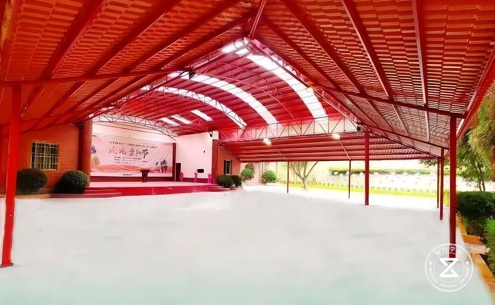 韶關(guān)華南虎園拓展訓(xùn)練基地3.jpg 韶關(guān)華南虎園拓展訓(xùn)練基地3.jpg