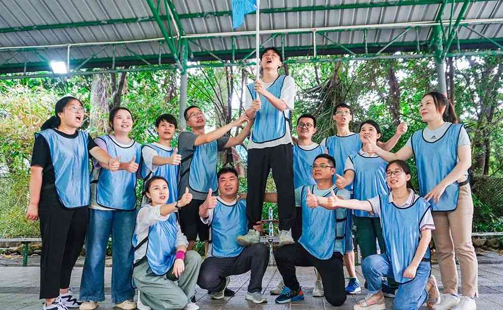 公司戶外團(tuán)建2.jpg